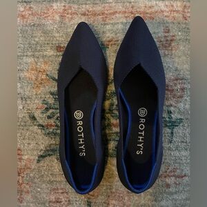 Rothy’s navy pointed toe flats